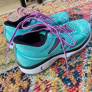 Newton Motion 6 running shoes